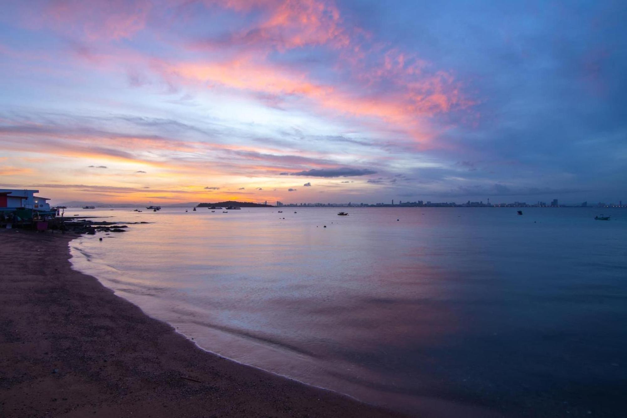 Baan Sailboat Beach Kohlarn Екстериор снимка
